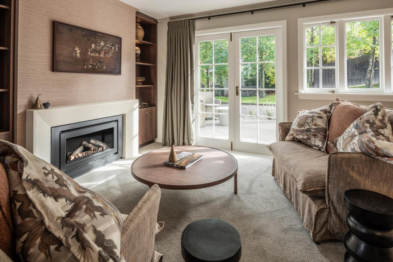 Oakview Hotel Ханмер Спрингс Екстериор снимка