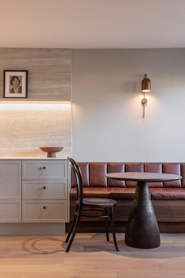 Oakview Hotel Ханмер Спрингс Екстериор снимка