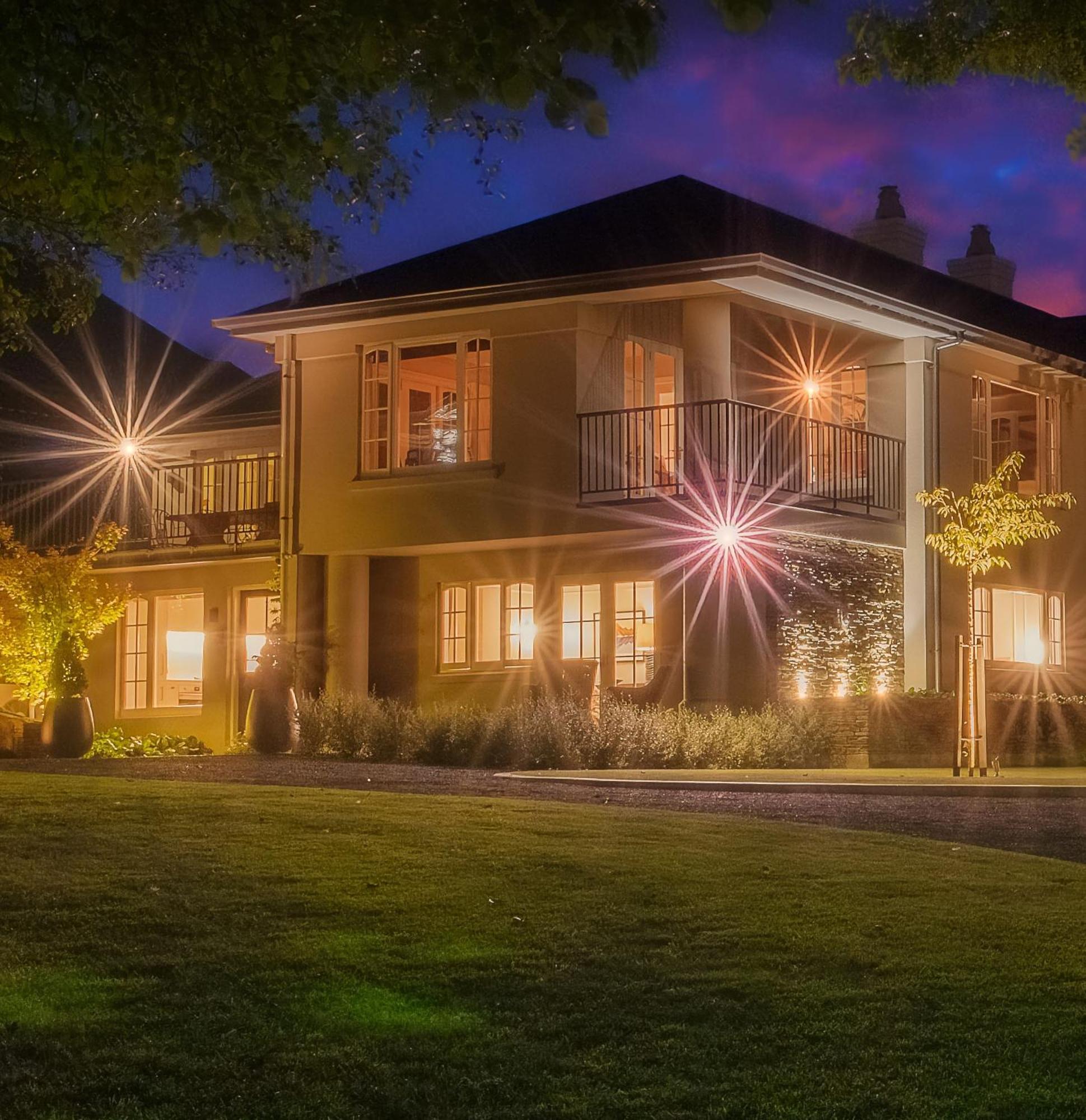 Oakview Hotel Ханмер Спрингс Екстериор снимка